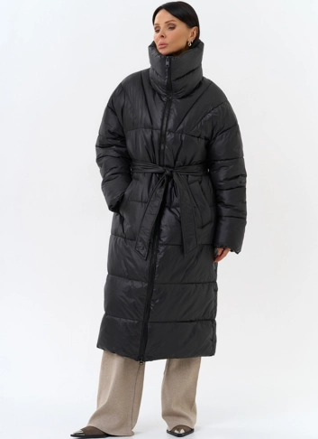 Женский пуховик с воротником стойкой