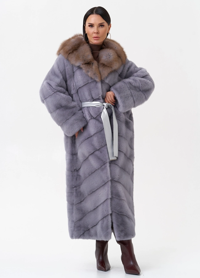 Норковая шуба с капюшоном из меха куницы модель № 27567 универмаг малина фото