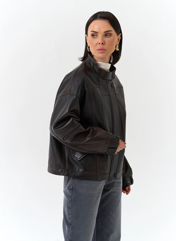 Женская куртка из натуральной кожи фото